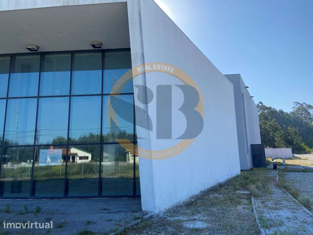 Armazém Industrial em Ovar - Junto à EN109 - Grande imagem: 4/22