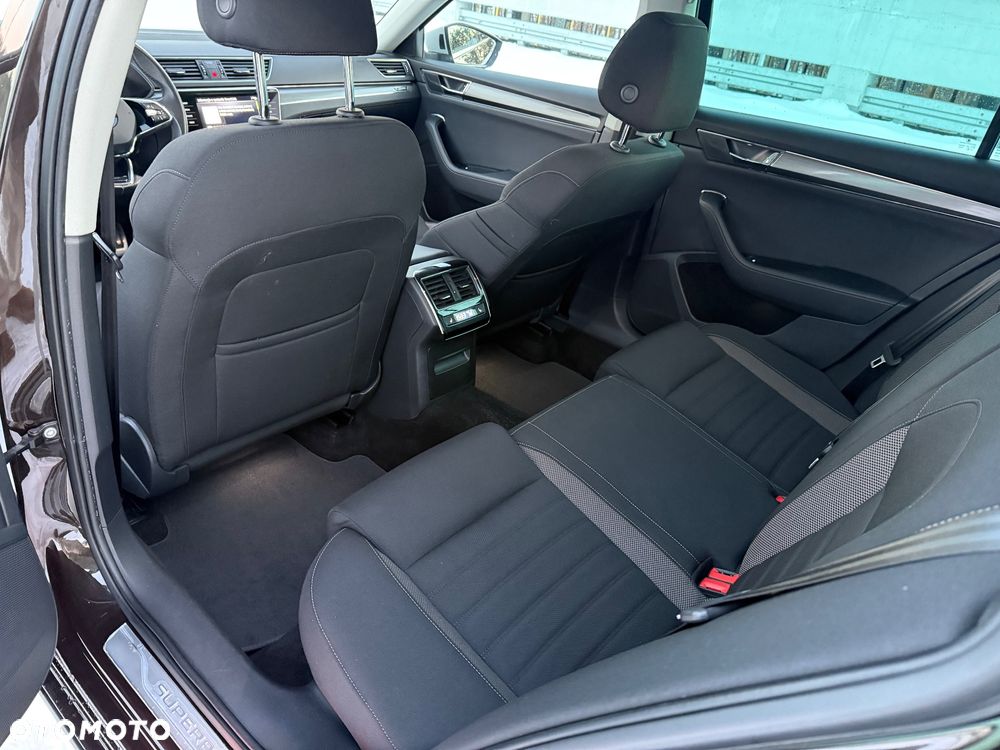 Skoda Superb 2.0 TDI SCR 4x4 Scout DSG - 31