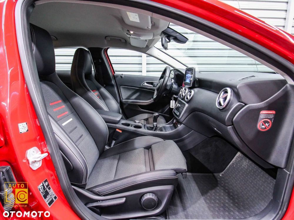 Mercedes-Benz Klasa A 160 AMG Line - 10