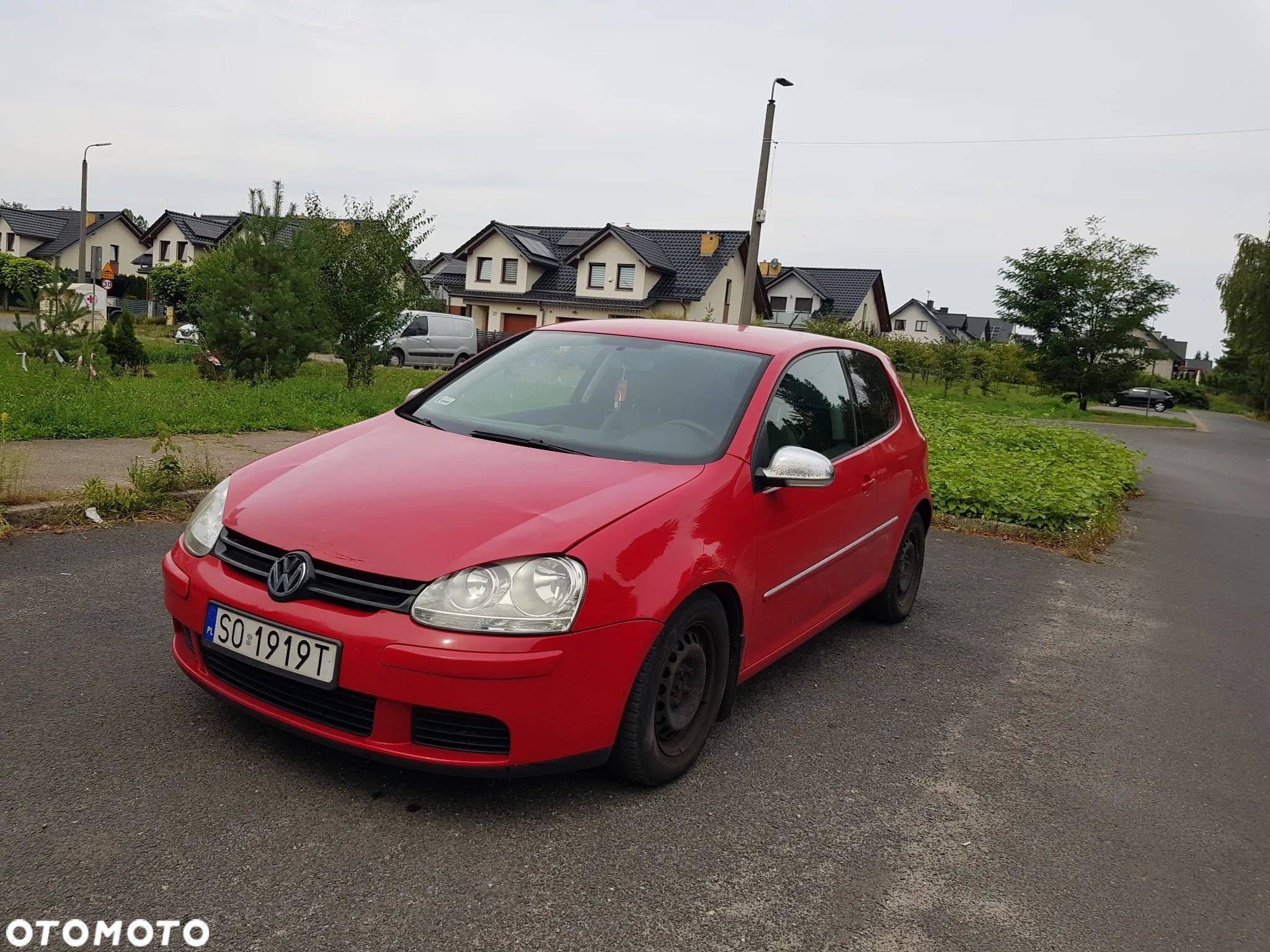 Volkswagen Golf - 1