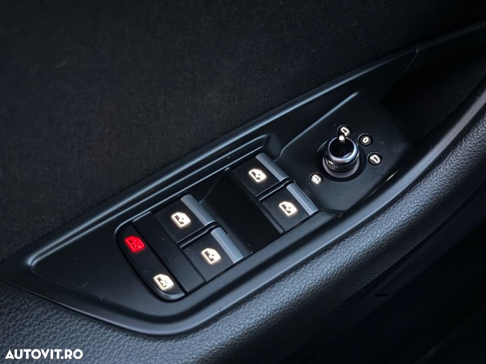 Audi A4 2.0 TDI S tronic Design - 22