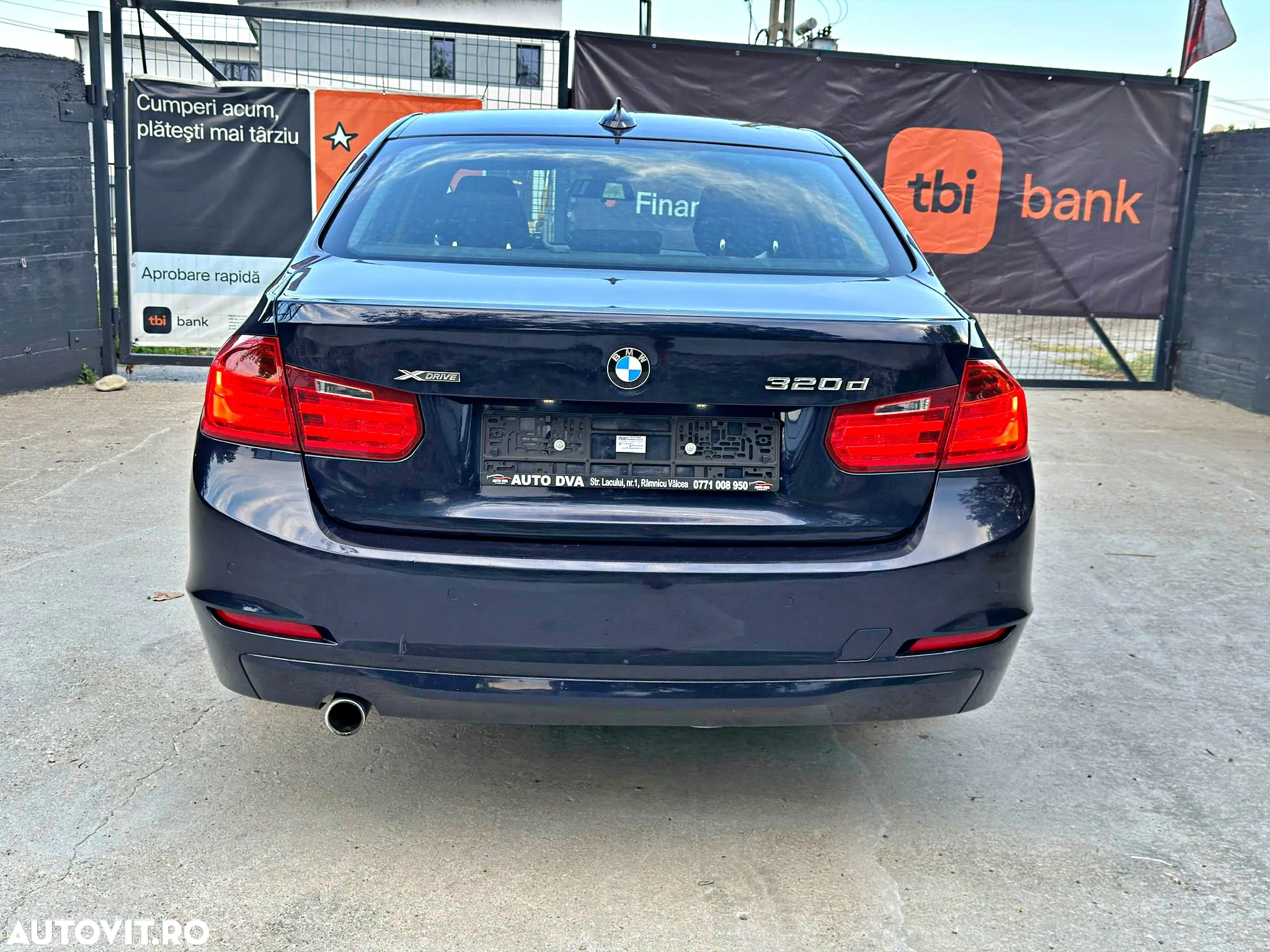 BMW Seria 3 320d xDrive Sport-Aut. - 2