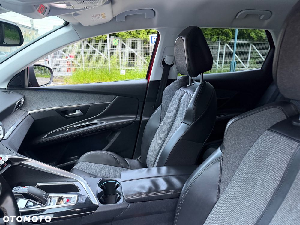 Peugeot 3008 - 11