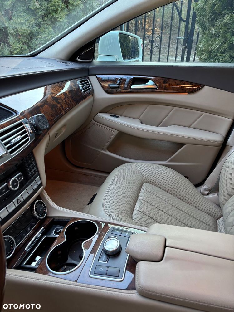Mercedes-Benz CLS 500 7G-TRONIC - 10