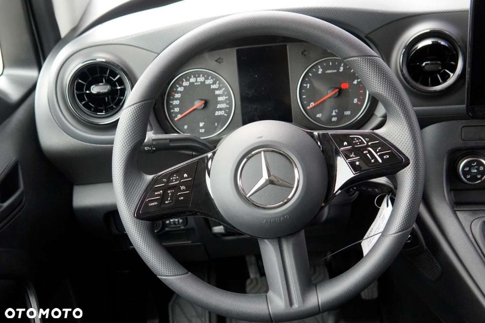 Mercedes-Benz Citan - 12