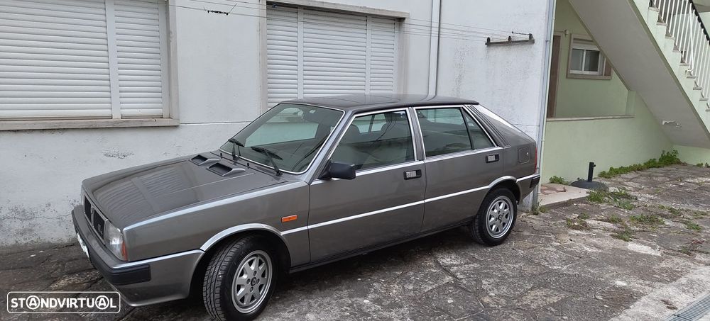 Lancia Delta 1.6 GT ie - 5