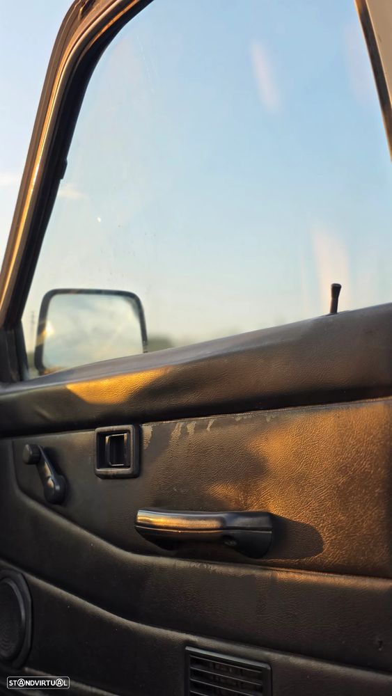 Nissan Pick Up - 19