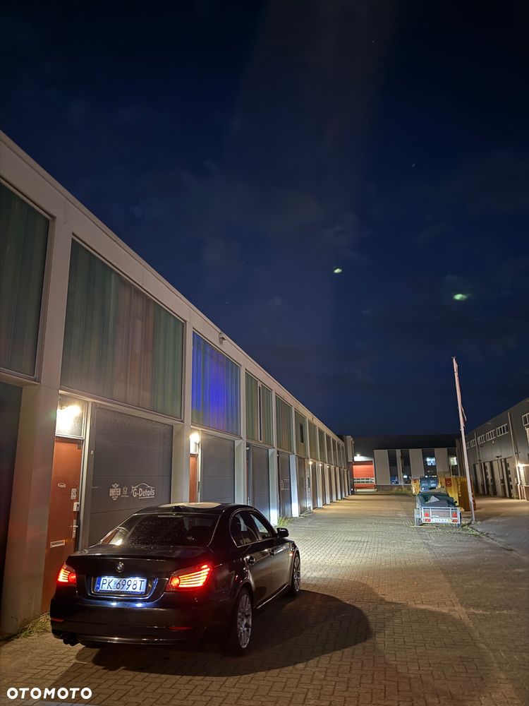BMW Seria 5 523i - 20