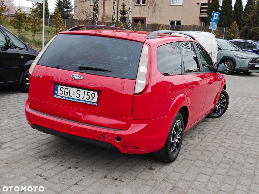 Ford Focus 1.4 16V Style - 4