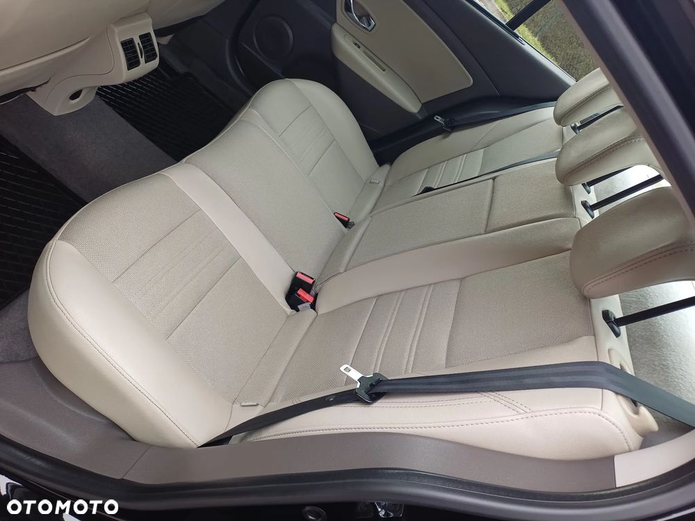 Renault Fluence 1.5 dCi Limited - 36