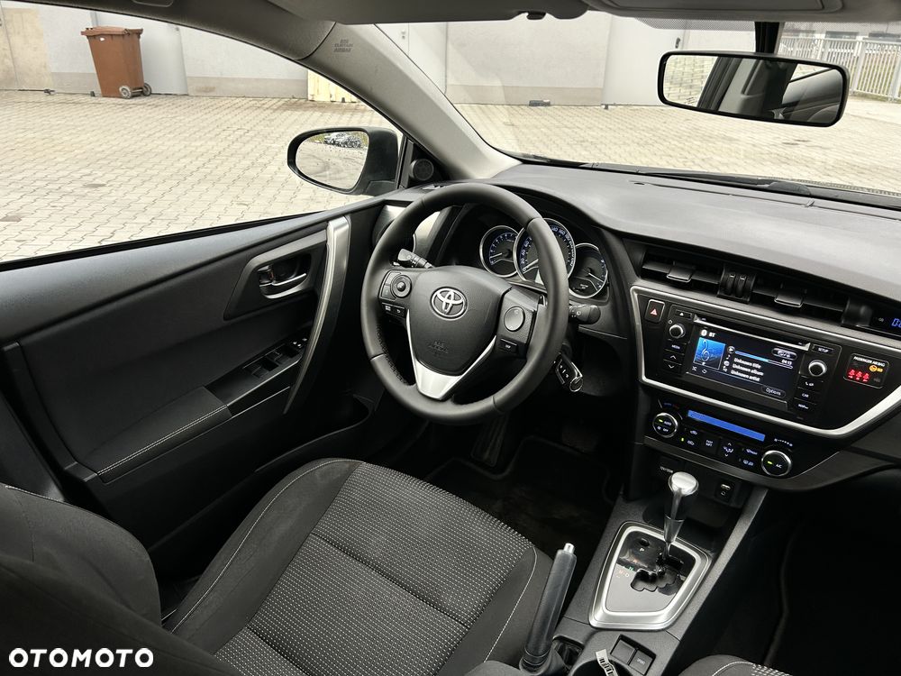 Toyota Auris - 9