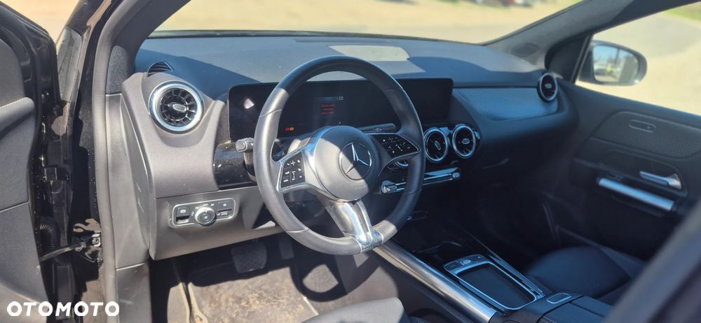 Mercedes-Benz Klasa B 180 d Style 8G-DCT - 17