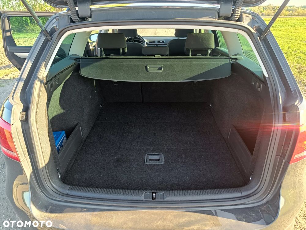 Volkswagen Passat 1.6 TDI Trendline - 9