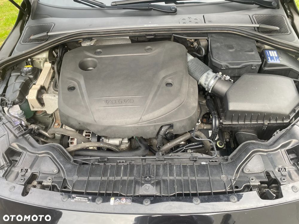 Volvo V60 D4 Drive-E R-Design Momentum - 17