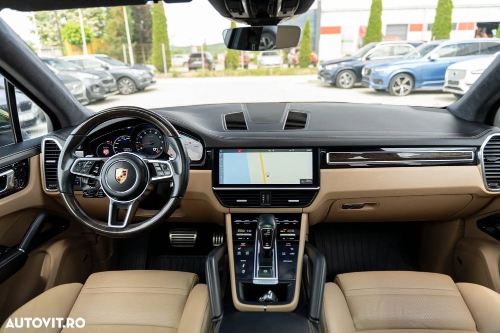 PORSCHE Cayenne 2018 — imagine 14