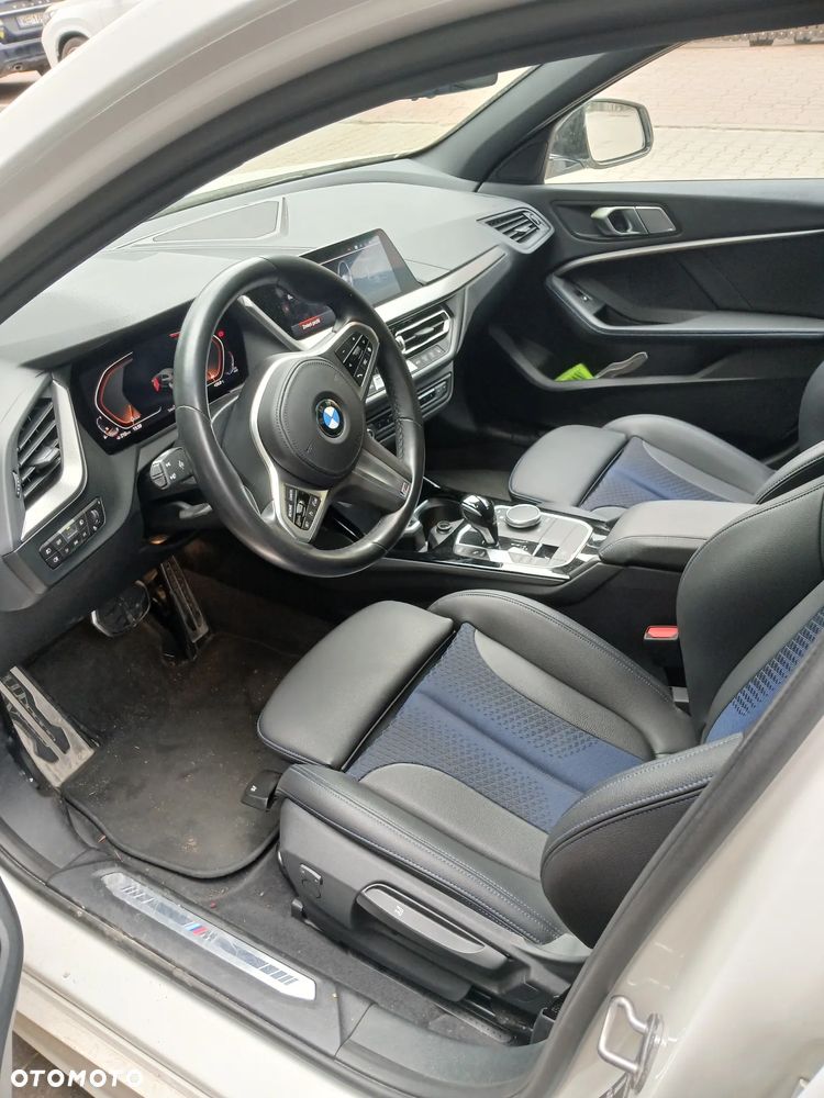 BMW Seria 1 118i M Sport - 9