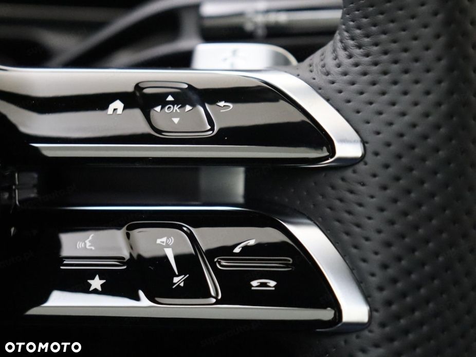 Mercedes-Benz CLE - 8