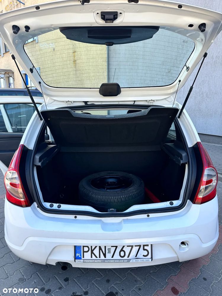 Dacia Sandero - 14