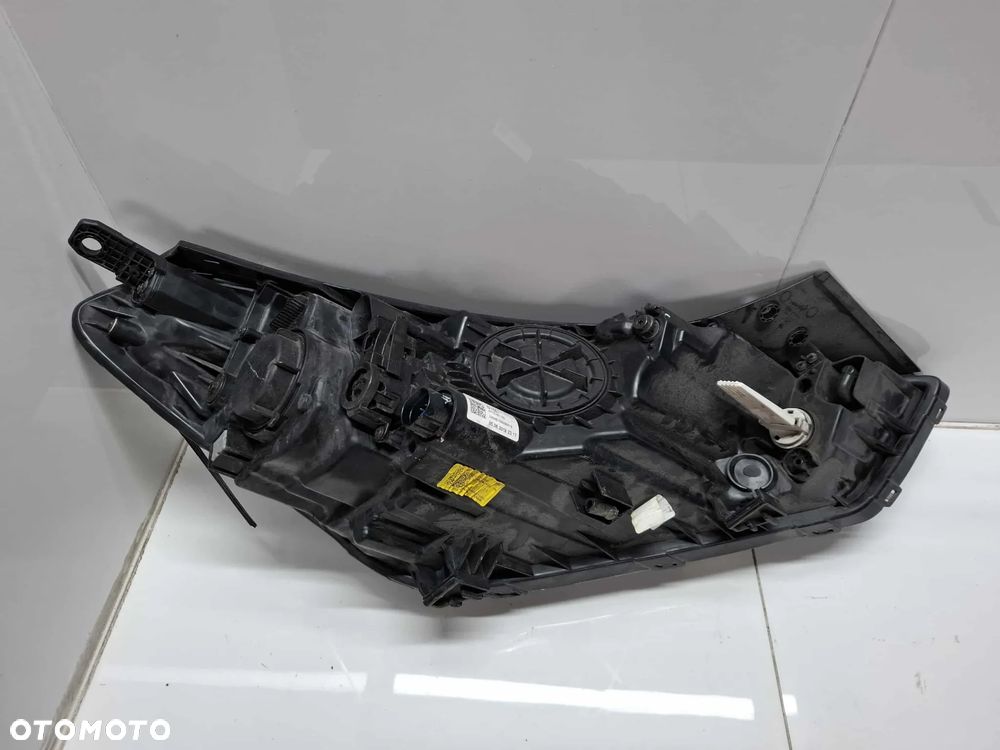 LEWA LAMPA PRZEDNIA PRZÓD HYUNDAI III 15-18 IDEALNA 92101d7100 - 8