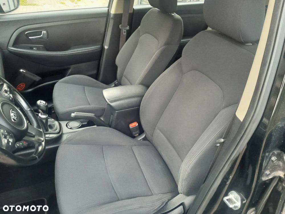 Kia Carens 1.6 GDI Edition 7 - 14