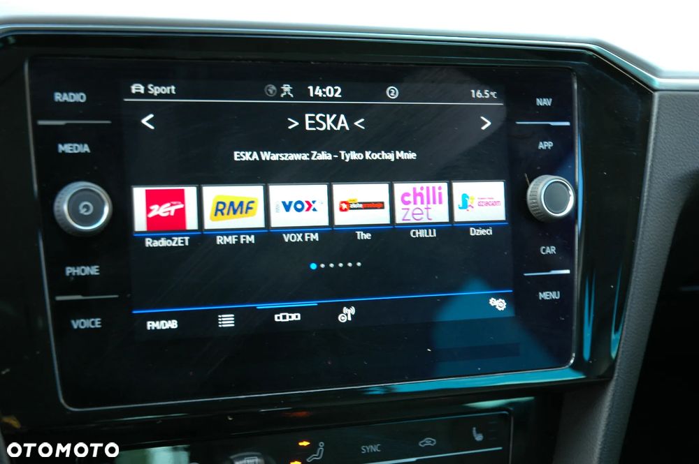 Volkswagen Passat - 10