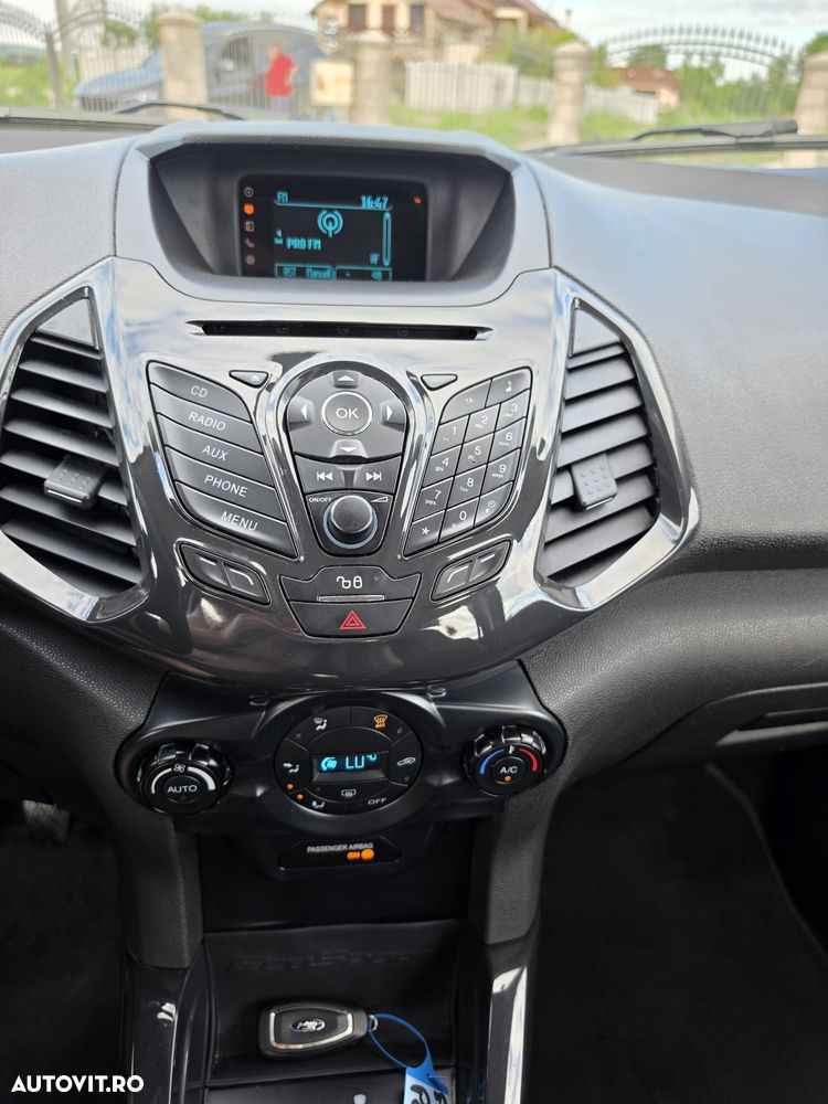 Ford EcoSport 1.0 EcoBoost Titanium - 10