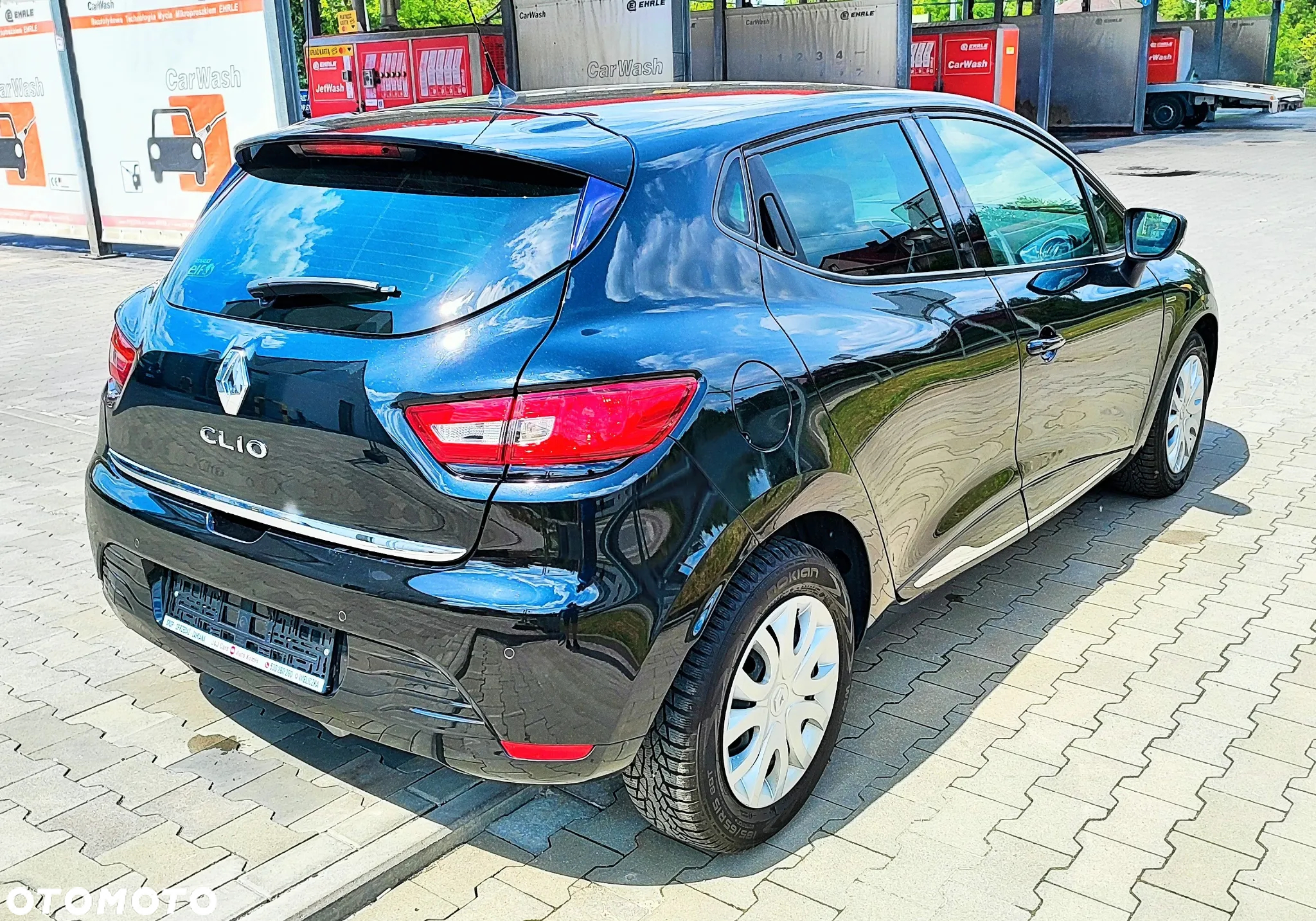 Renault Clio 1.2 16V Limited EU6 - 19