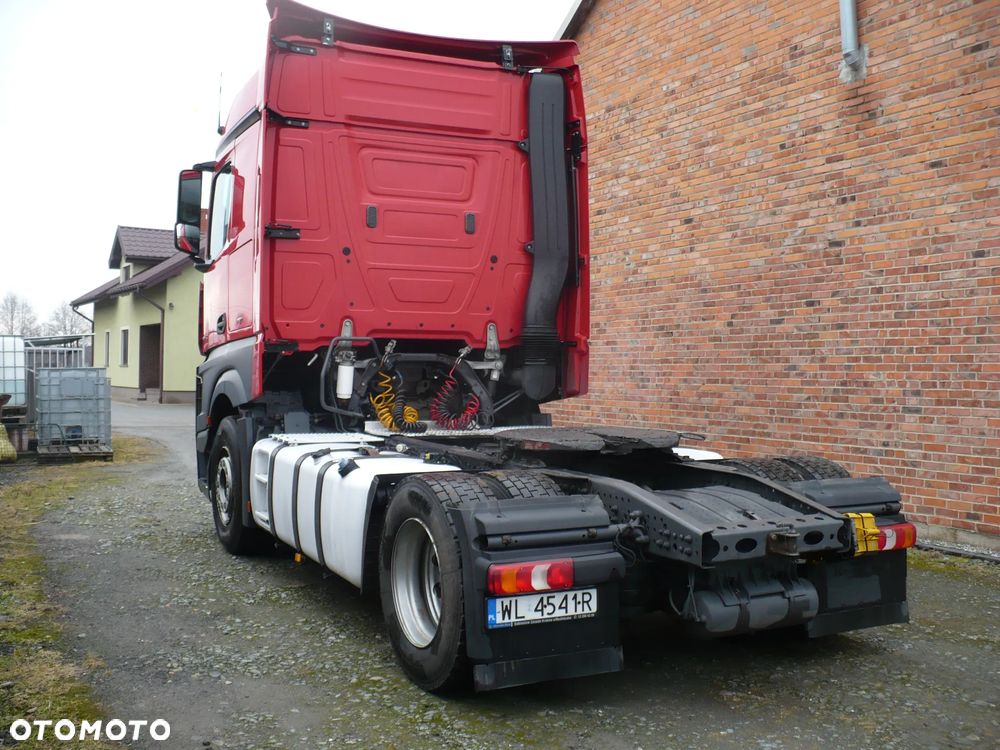 Mercedes-Benz Actros - 7