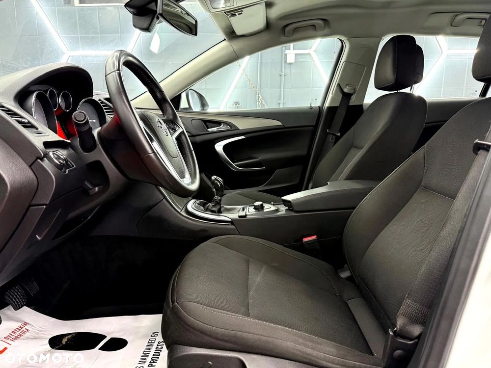 Opel Insignia 2.0 Turbo 4x4 Design Edition - 22