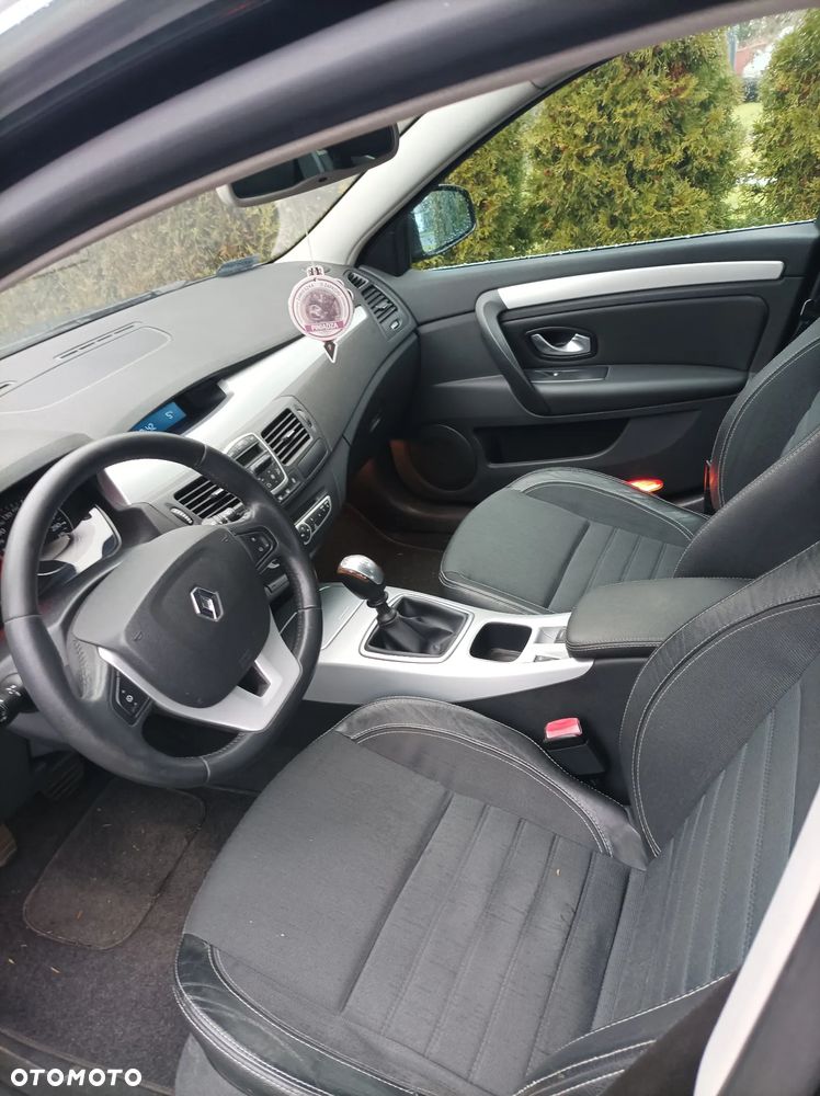 Renault Laguna 2.0 dCi FAP Privilege - 9