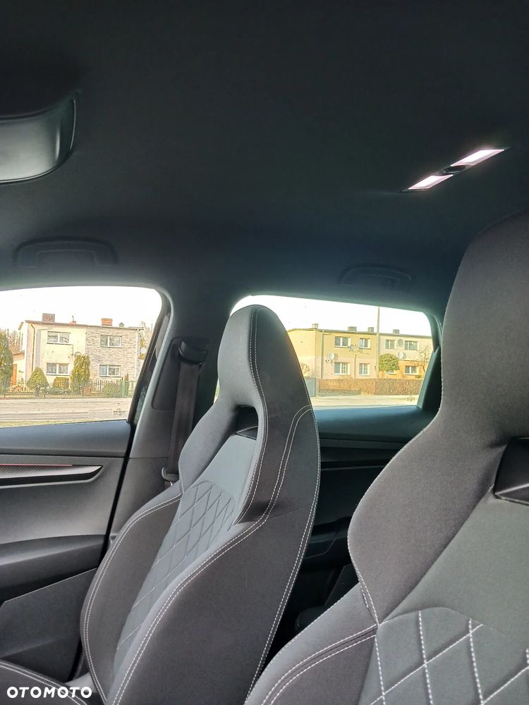 Skoda Karoq 1.5 TSI ACT 4x2 Sportline DSG - 10
