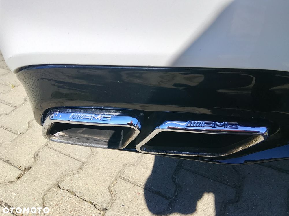 Mercedes-Benz Klasa E 300 9G-TRONIC - 25