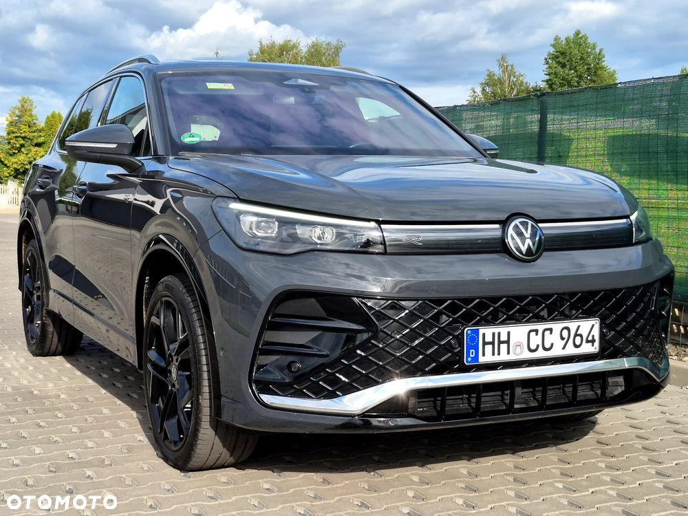 Volkswagen Tiguan 2.0 TDI SCR 4MOTION DSG R-Line - 37