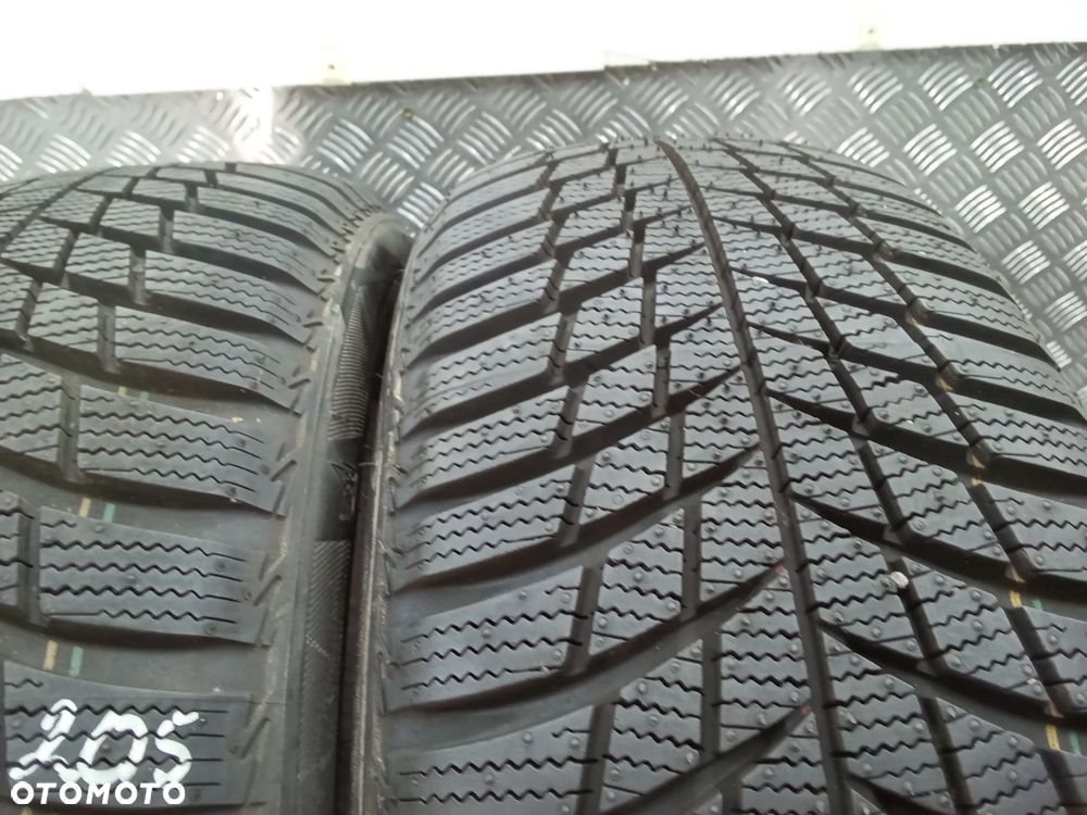 2x Bridgestone Blizzak LM001 205/55/17 95H nr.1702 - 2