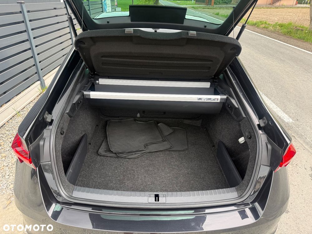 Skoda Octavia 2.0 TDI RS DSG - 21