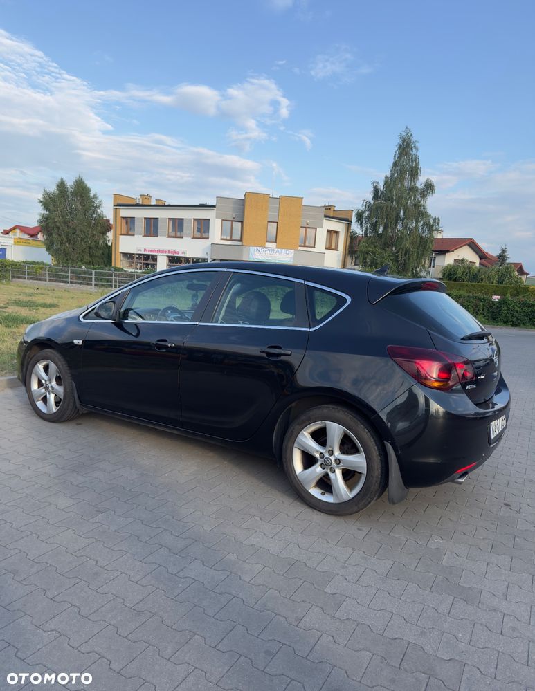 Opel Astra 1.4 T Sport - 4