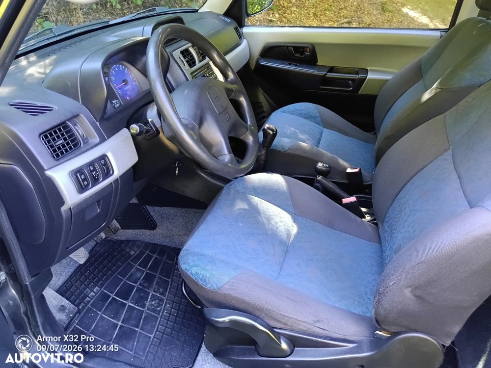 Mitsubishi Pajero Pinin - 9