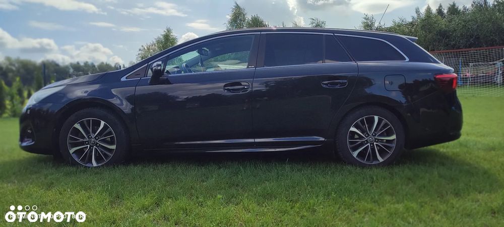 Toyota Avensis Touring Sports 1.8 Multidrive S Edition S+ - 1