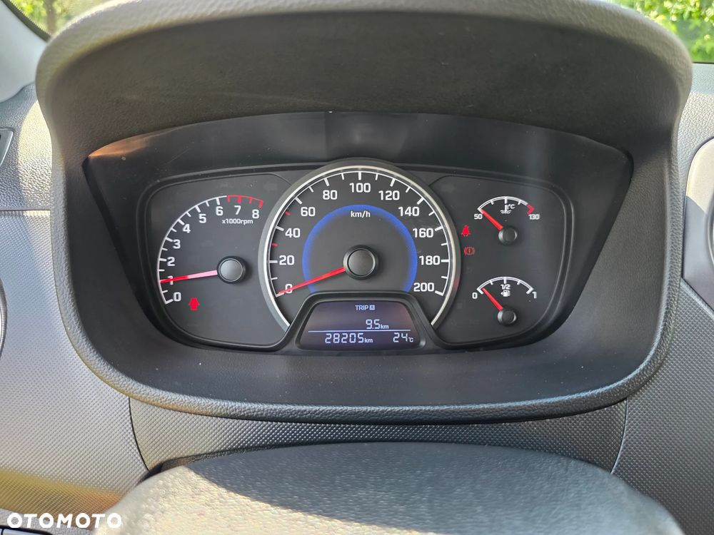 Hyundai i10 1.0 Premium - 24