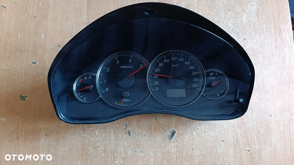 LICZNIK ZEGAR 85002AG01 SUBARU LEGACY IV