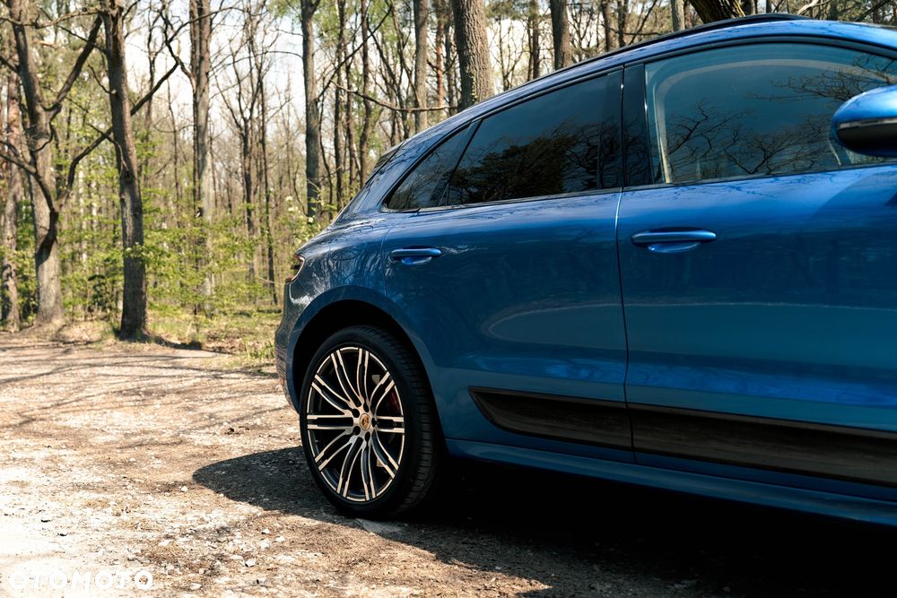 Porsche Macan Turbo - 20