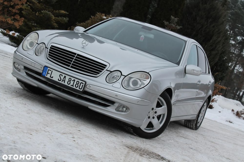 Mercedes-Benz Klasa E 240 4Matic Avantgarde - 6