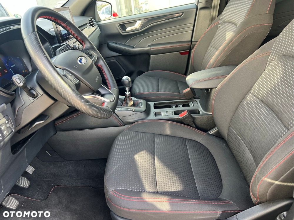 Ford Kuga 1.5 EcoBoost FWD ST-Line - 11