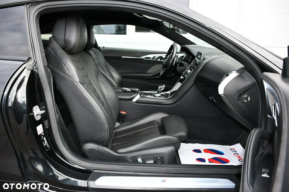 BMW Seria 8 840d xDrive - 31