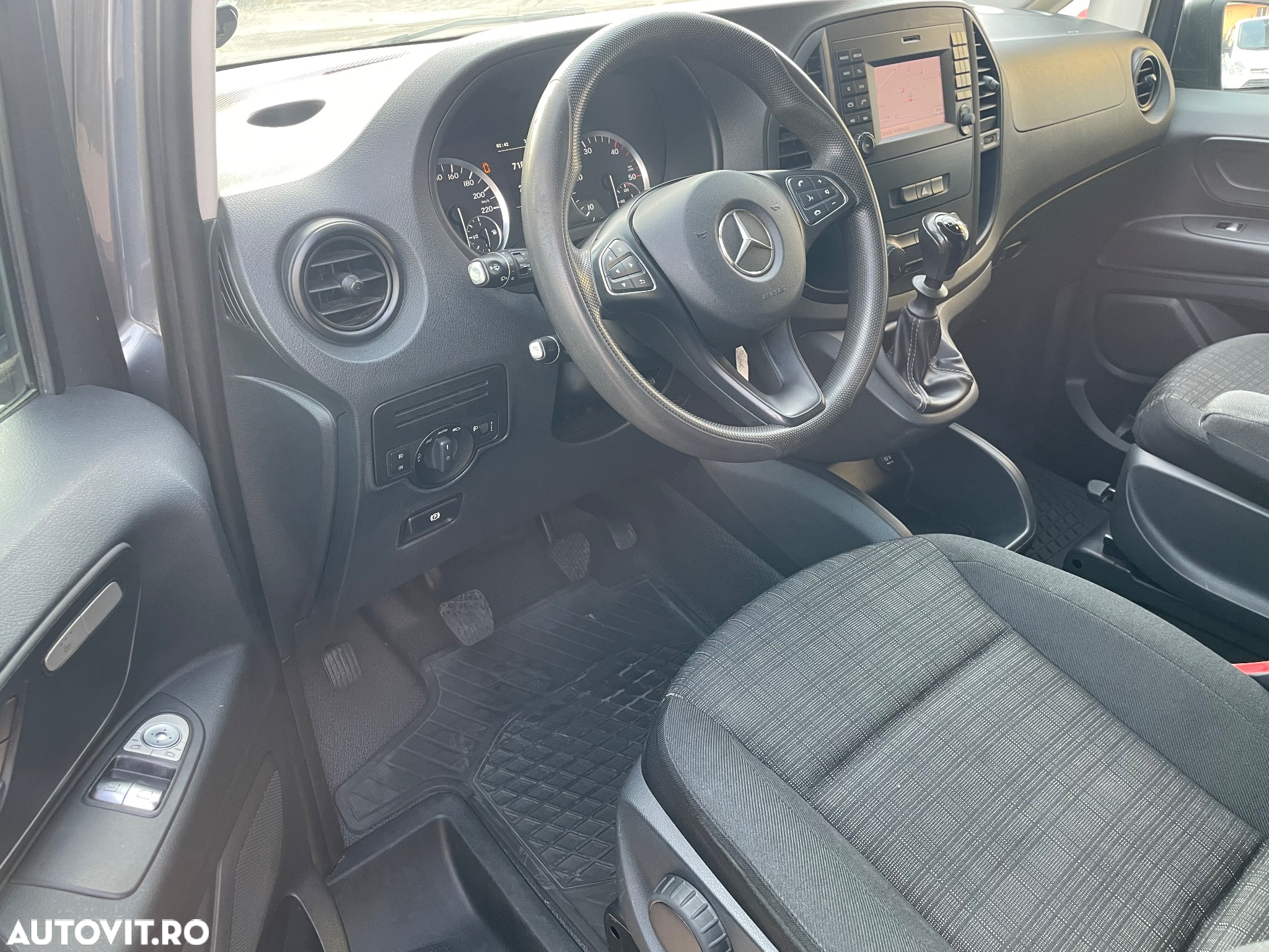 Mercedes-Benz Vito 111 CDI (BlueTEC) Tourer Lang PRO - 14