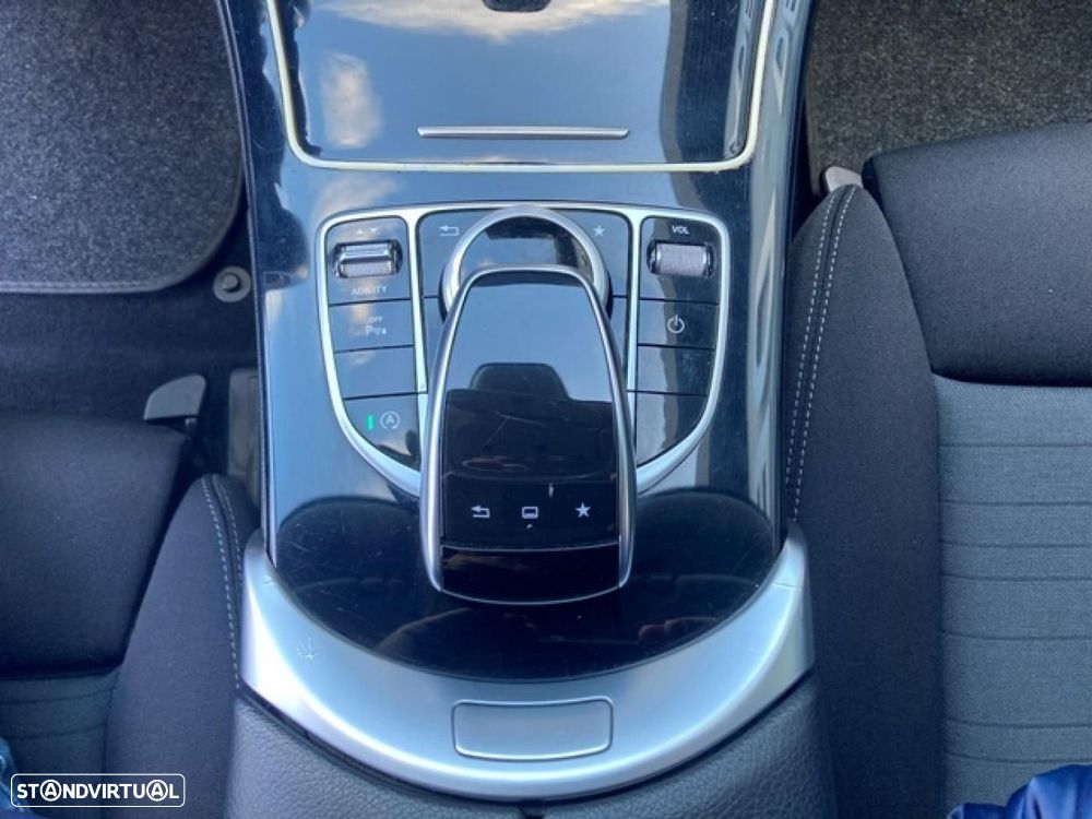 Mercedes-Benz C 200 d Avantgarde Aut. - 24