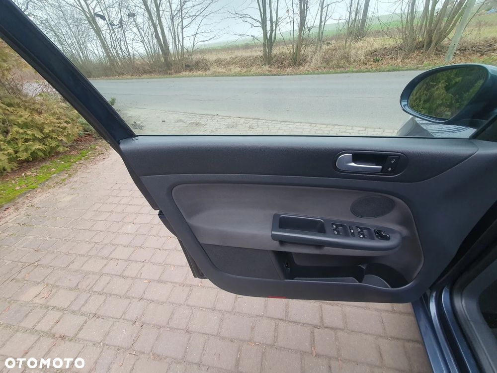 Volkswagen Golf Plus 1.9 TDI Tour - 9