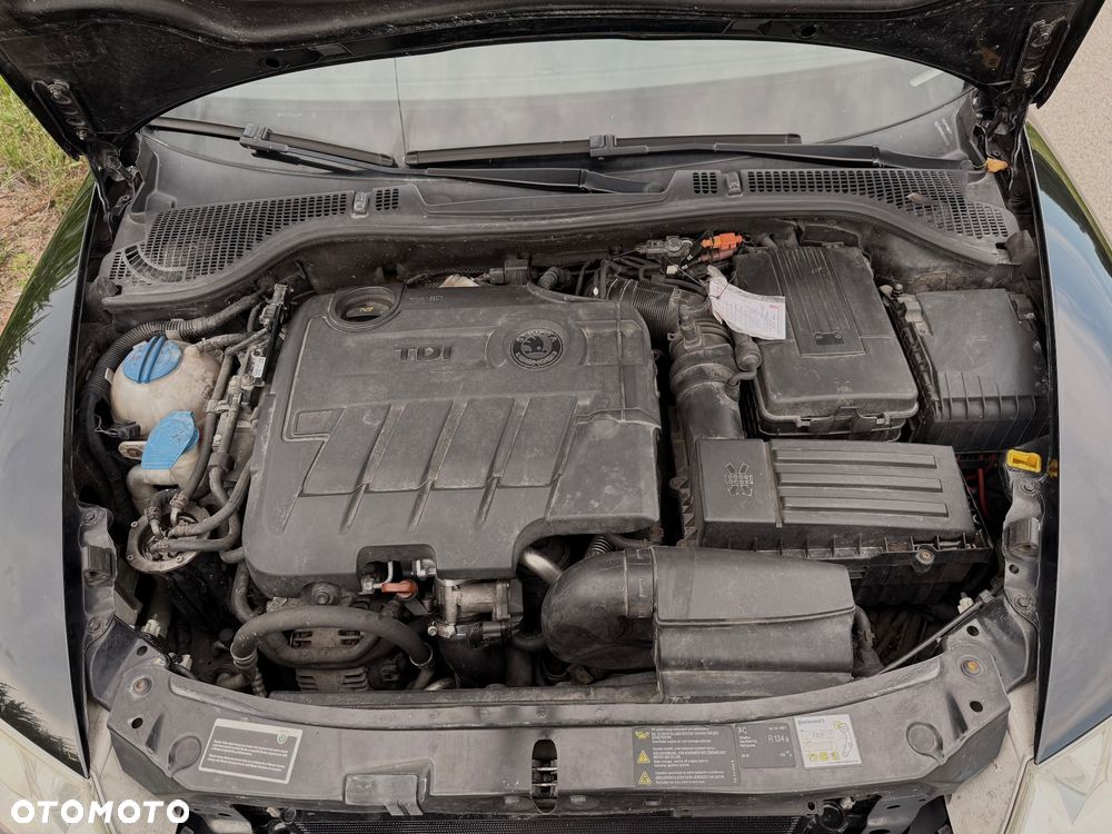 Skoda Octavia 2.0 TDI DPF RS DSG - 30