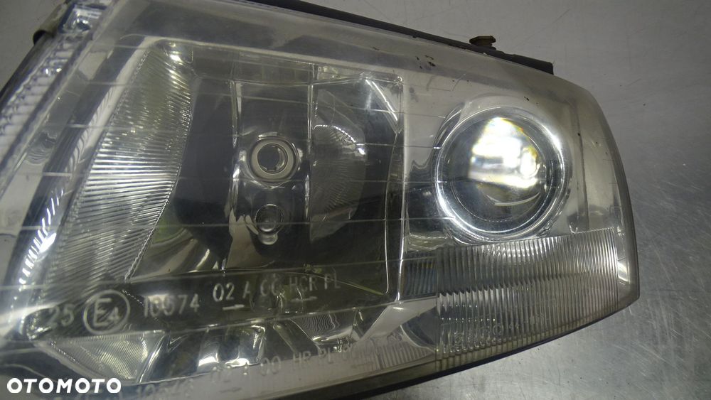 LAMPA LEWA PRZEDNIA VOLKSWAGEN PASSAT B5 - 8