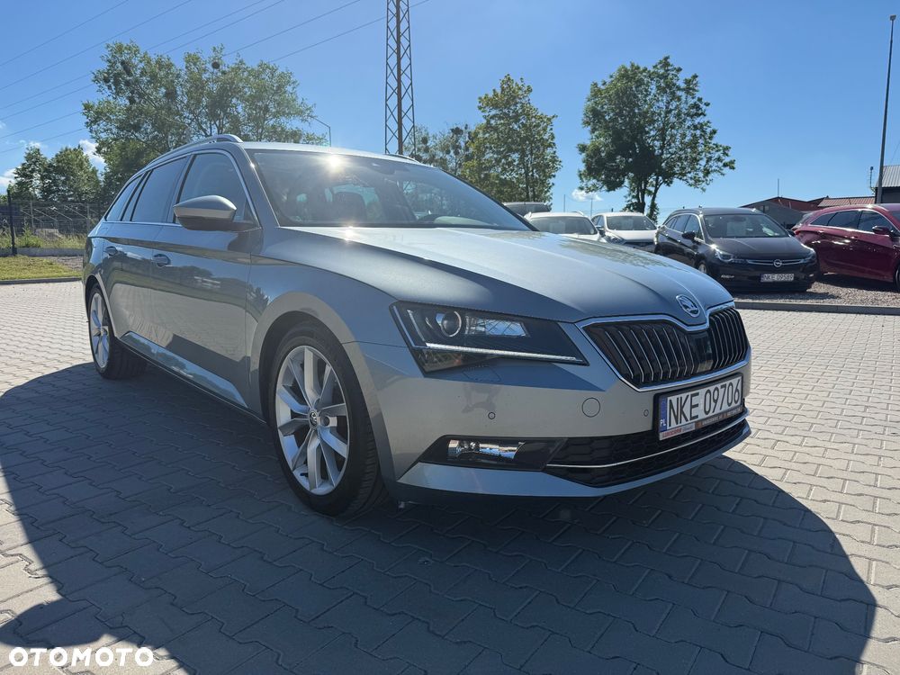 Skoda Superb 2.0 TDI DSG Style - 16